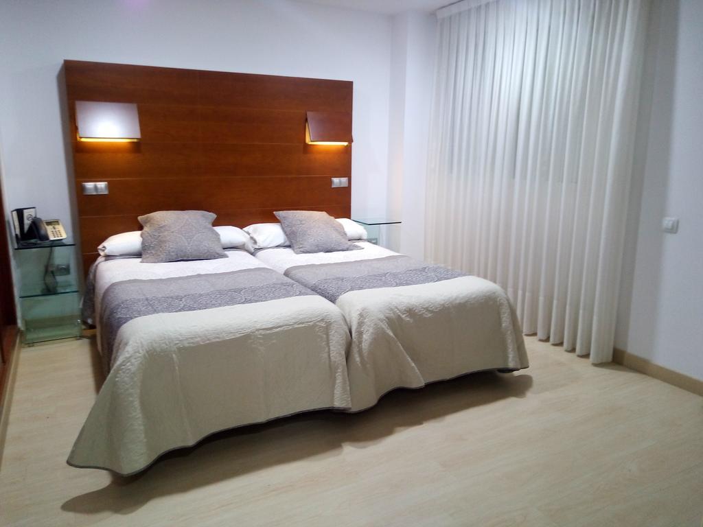 Nap Oviedo Hotel Exterior photo