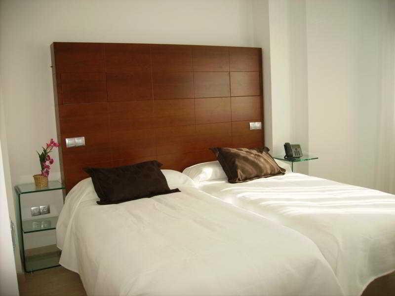 Nap Oviedo Hotel Exterior photo
